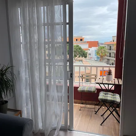 Seaside Paradise - 2 Bedroom With Ocean Views & Air Conditioning In Apartment Playa de San Juan (Tenerife)