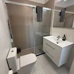 아파트 Seaside Paradise - 2 Bedroom With Ocean Views & Air Conditioning In